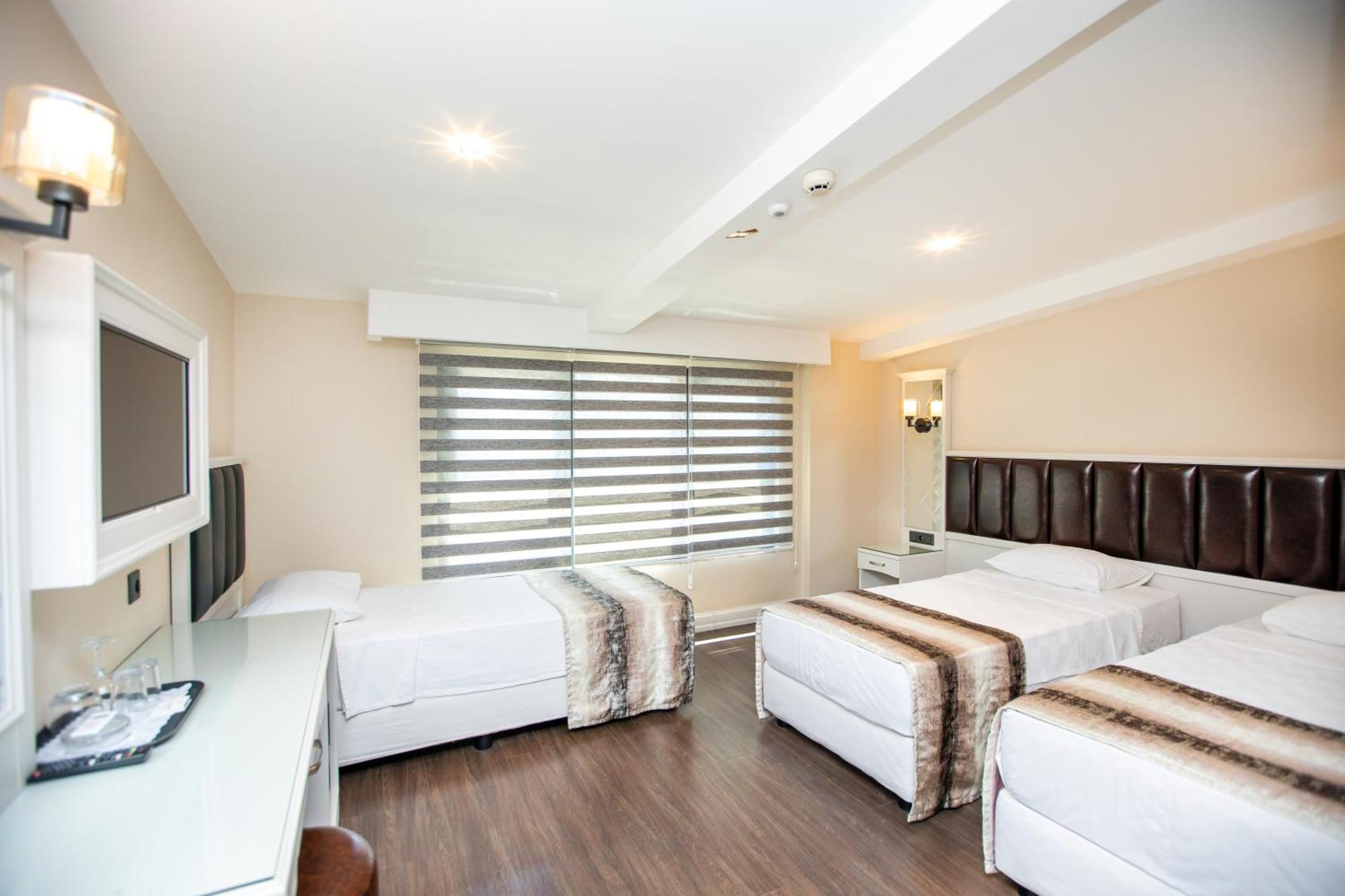 Opatija Hotel Istambul Quarto foto